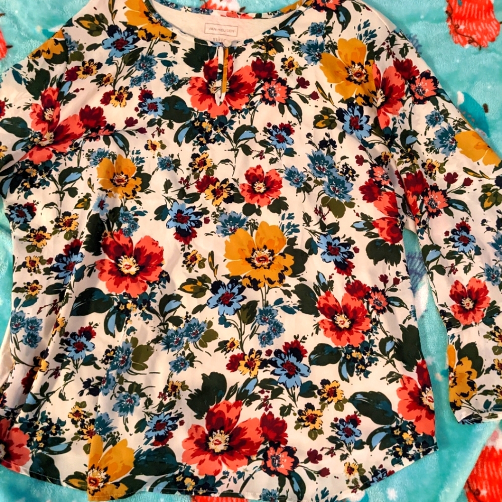 Van Heusen XL Floral Long sleeve blouse